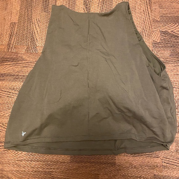 High Neck Sports Bra - Picture 2 of 4